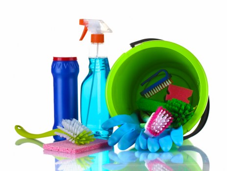 Professional carpet cleaning service for E14 homes and flats