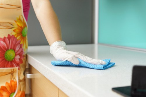 Office kitchen and shared space cleaning in E14