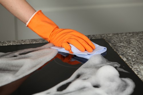 House cleaning service in E14 for residential and commercial spaces