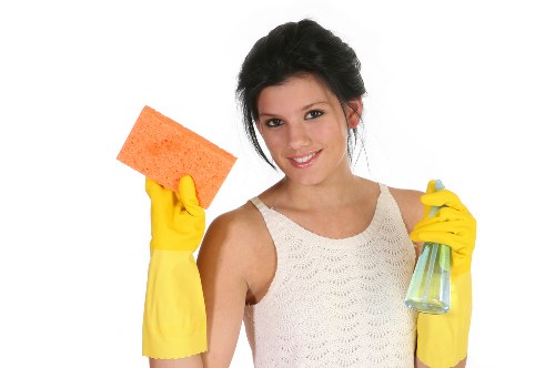 Local E14 carpet cleaning service with stain and odour treatment