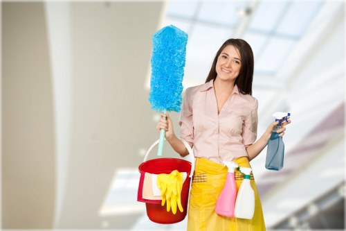 Professional one off cleaning service for E14 residential flats and apartments