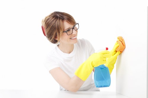 Office cleaning in the Canary Wharf E14 area